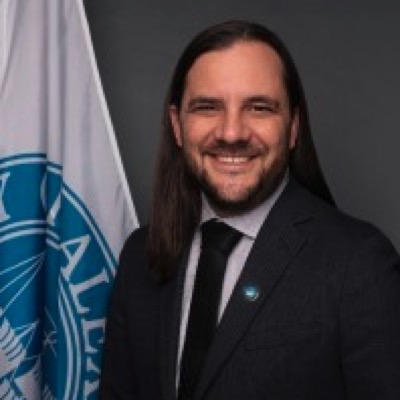 Headshot of Ryan Freed